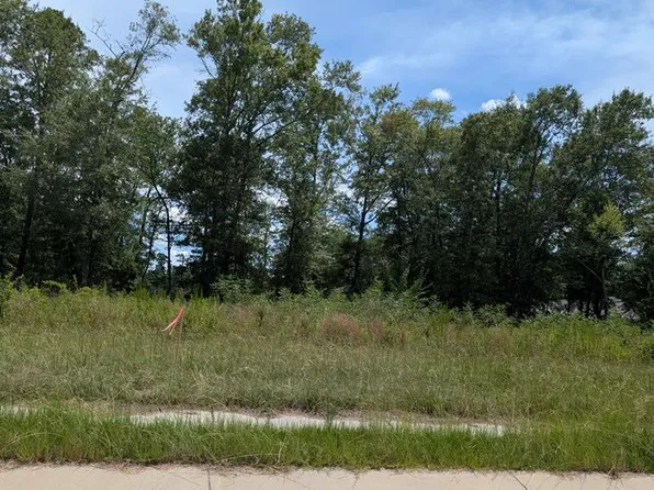 325 Grand Harbor Cir, Dothan, AL 36303