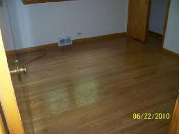 4th image of 14437 Campbell Ave