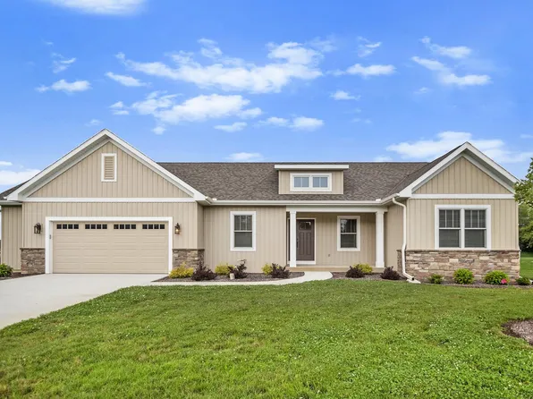 16045 Brentwood Dr, Goshen, IN 46526