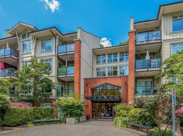 100 Capilano Rd #304, Pt Moody, BC V3H 5M9