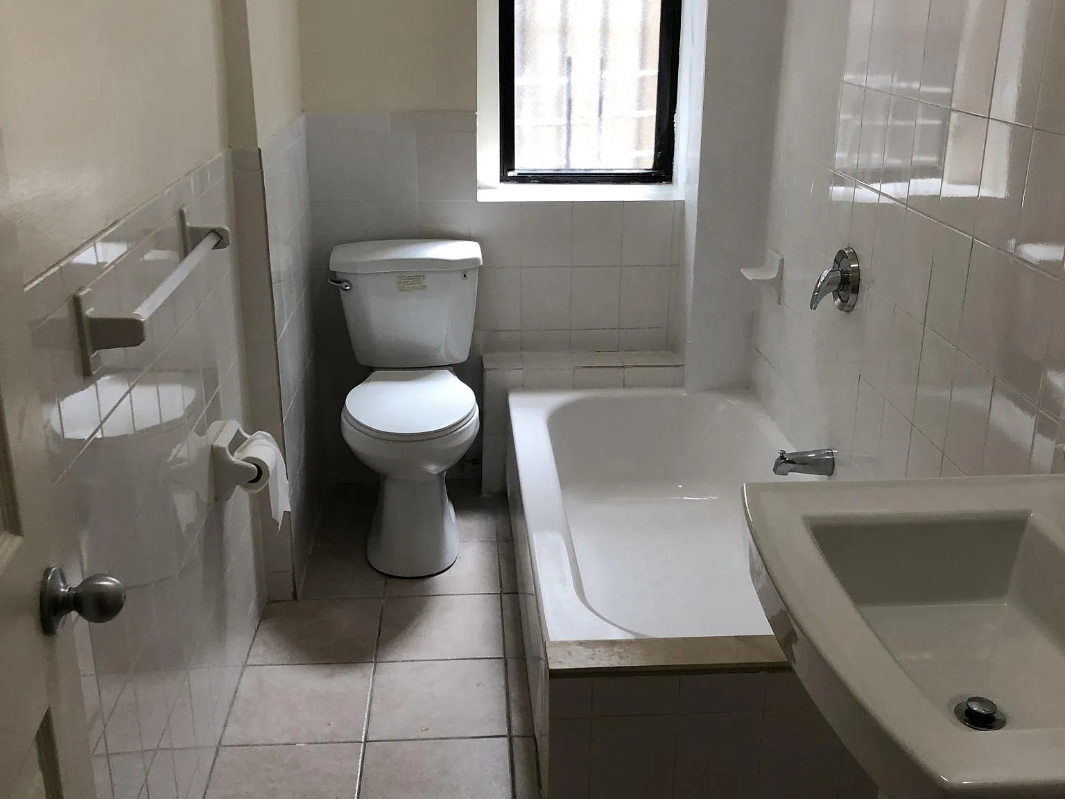 5 bed, $1,125 — Photo 2