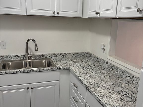 4th image of 25180 5th St APT 173