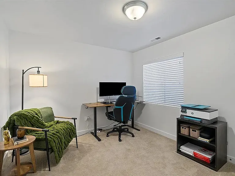 14818 S Queens Garden Ln — Photo 2