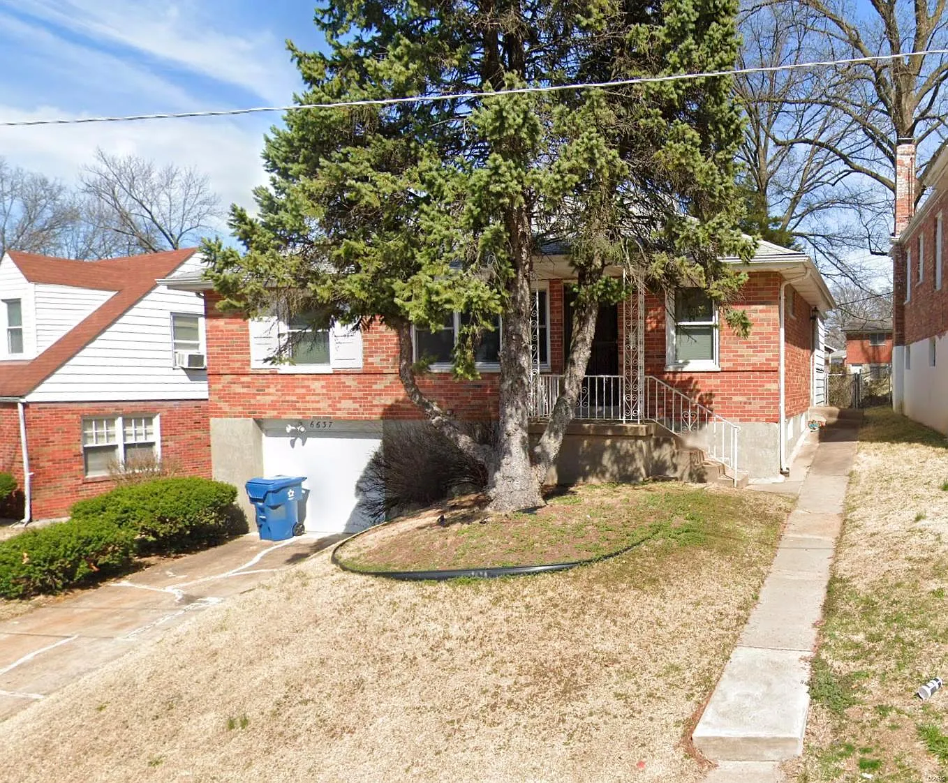 6637 Donald St photo 1