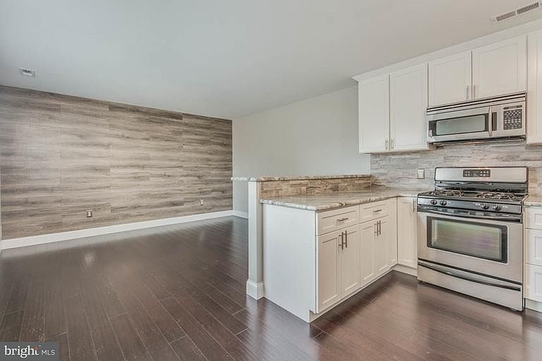1st image of 35 Tarragon Ct #35