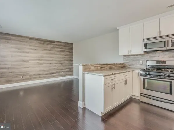 35 Tarragon Ct #35, West Deptford, NJ 08086