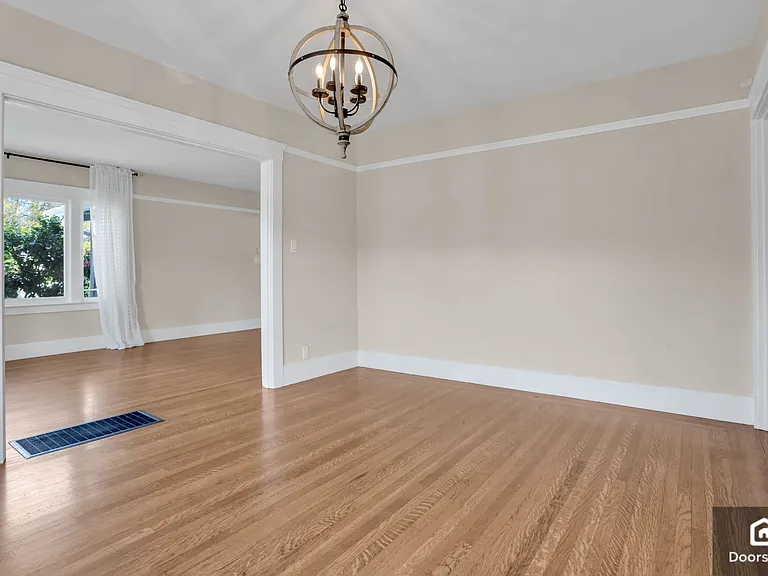285 Stoakes Ave — Photo 16