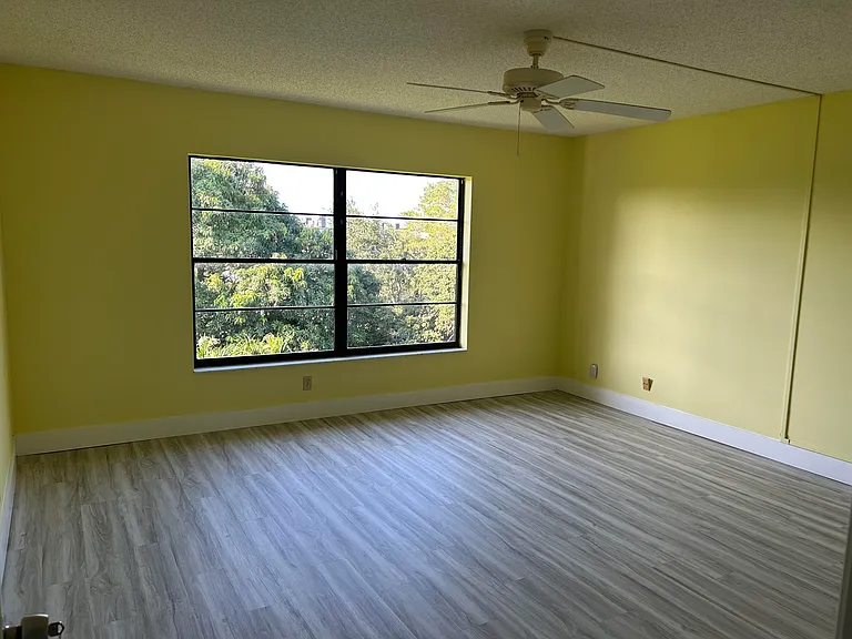 300 N Highway A1A #405H — Photo 7