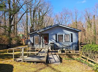 85 Pine St, Tryon, NC 28782