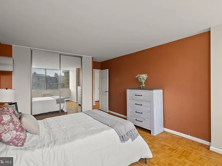 1401 Pennsylvania Ave #208 — Photo 13