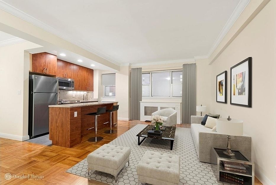 1st image of 85 E End Ave APT 11G