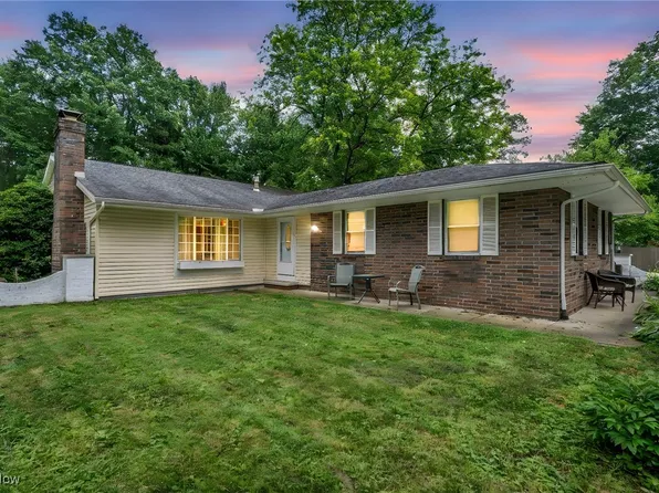 6590 Dale St NW, Massillon, OH 44646