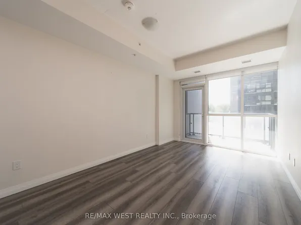 108 Garment St, Kitchener, ON