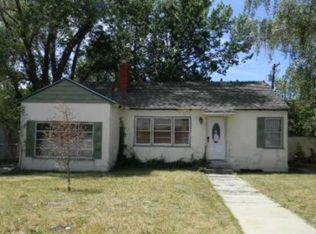 607 Hillcrest Rd, Carson City, NV 89703