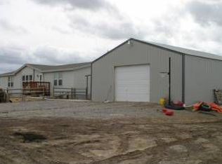 357 Paradise Valley Rd, Riverton, WY 82501