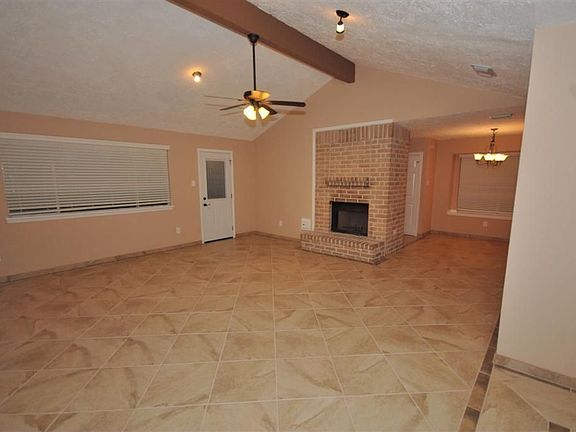 5th image of 19311 Ruble Dr