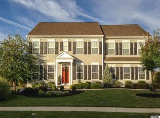 2460 Dewey Ln, Enola, PA 17025