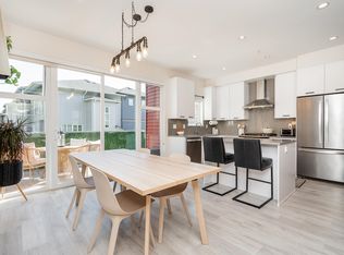 24076 112th Ave #6, Maple Ridge, BC V2W 1H6
