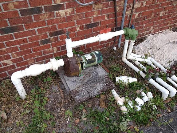 3rd image of 1725 Gayle Ave