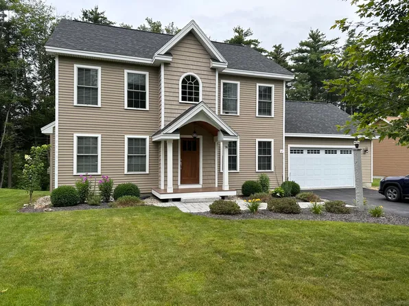 74 Forest Glen Lane, Topsham, ME 04086