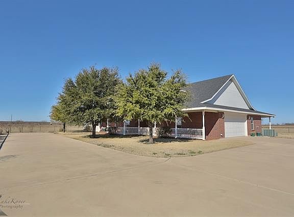 2nd image of 426 Miller Ln
