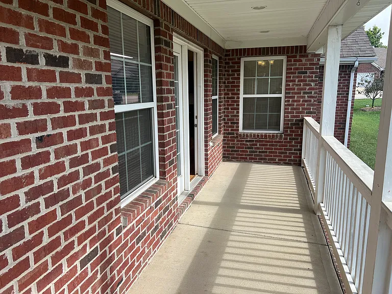 209 Iva Dr — Photo 4