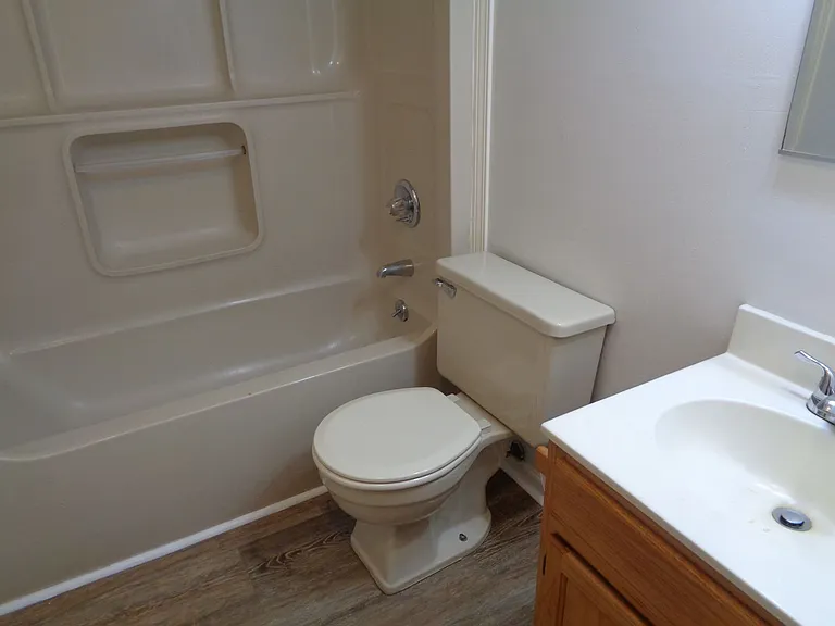 150 Sycamore Cir — Photo 8