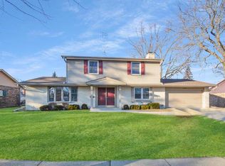 4918 70th St, Kenosha, WI 53142