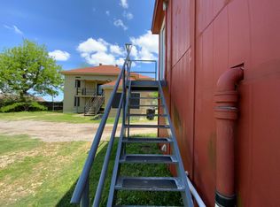 806 S 3rd St #D, Temple, TX 76504