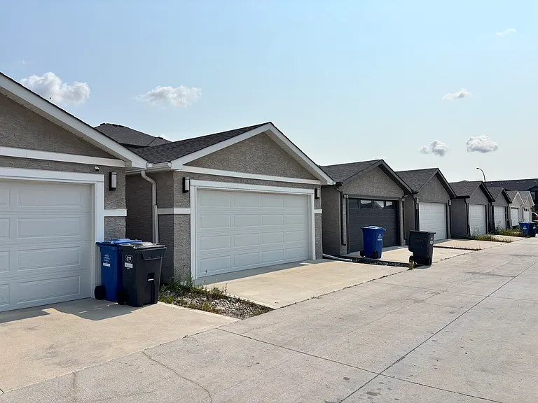 36 Castlebrook Dr — Photo 26