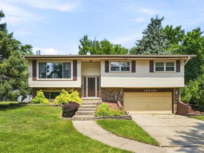 18W108 71st St, Darien, IL, 60561