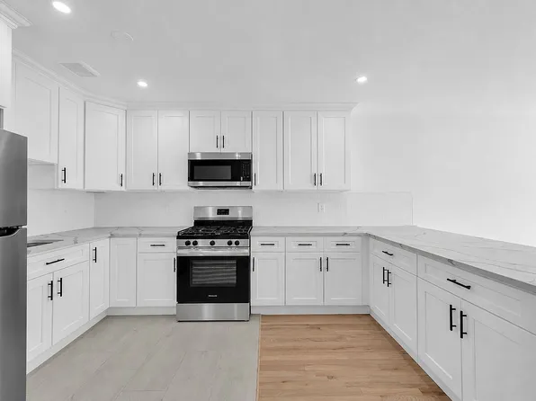 427 Herkimer St, Brooklyn, NY 11213