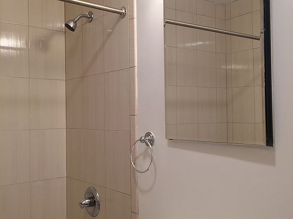 2nd image of 1808 Pacific Ave APT 202