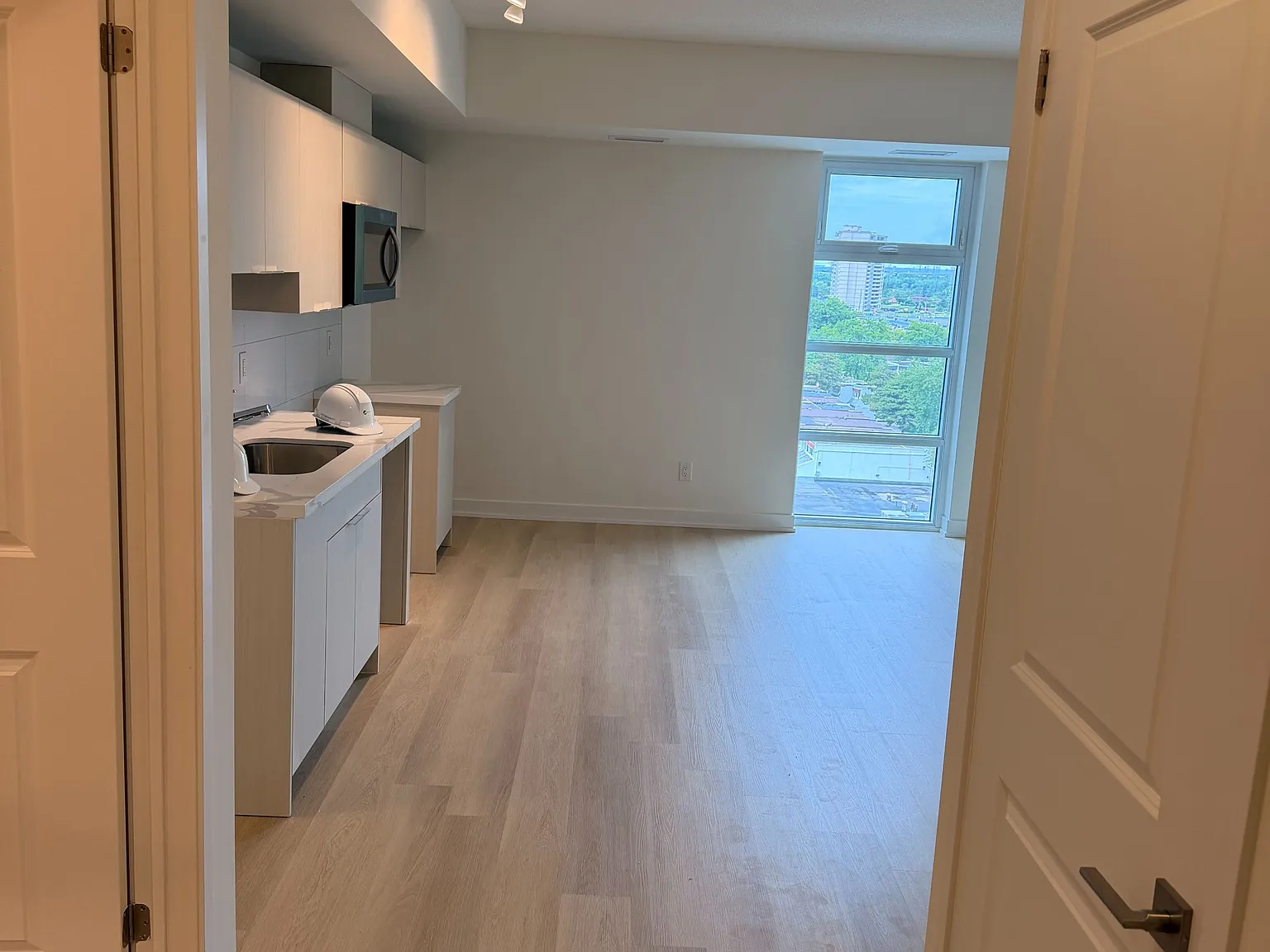 Yorkwood Condos — Photo 3