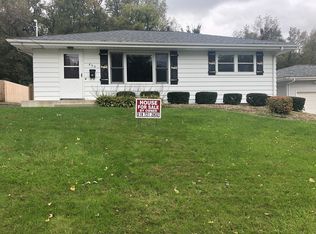 860 Keyes Ct, Marion, IA 52302