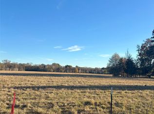 877 County Road 4110, Crockett, TX 75835