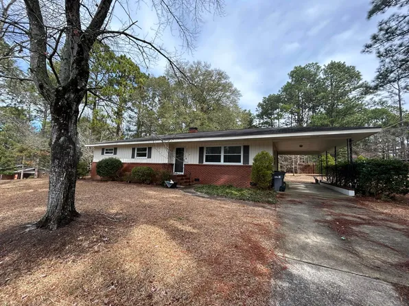 425 W New Jersey Ave, Southern Pines, NC 28387