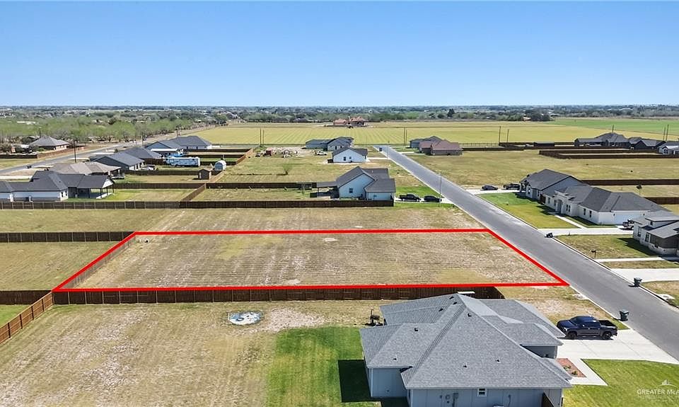 2nd image of 2700 Stone Oak Dr