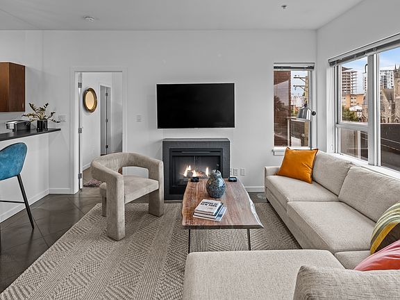 2nd image of 848 Mason St #401