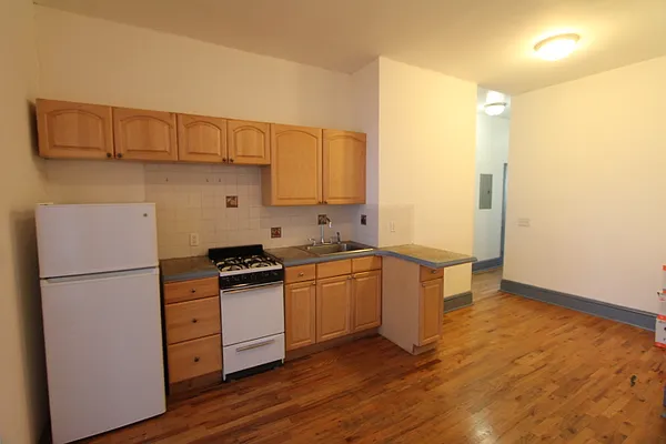 Rented by E and G Realty Group | media 42