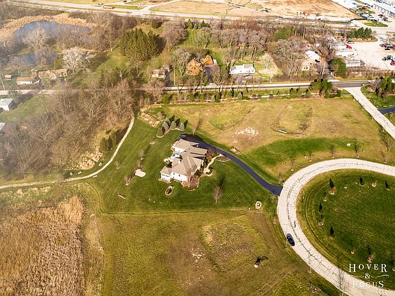 3rd image of 26456 Pennway Cir
