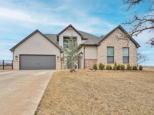 2274 Jackson Ln, Blanchard, OK 73010
