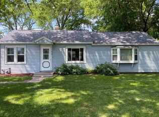 414 Superior Ave, Machesney Park, IL 61115