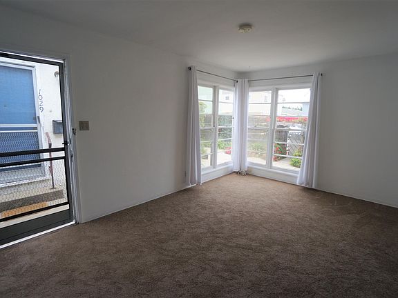 4th image of 1029 Opal St