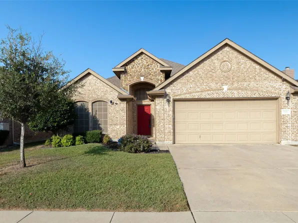 6861 Fools Gold Dr, Fort Worth, TX 76179