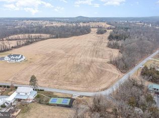 233 Nell Rd, East Berlin, PA 17316