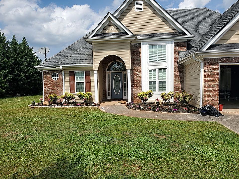 1st image of 147 Richmond Dr