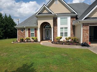 147 Richmond Dr, Carrollton, GA 30117