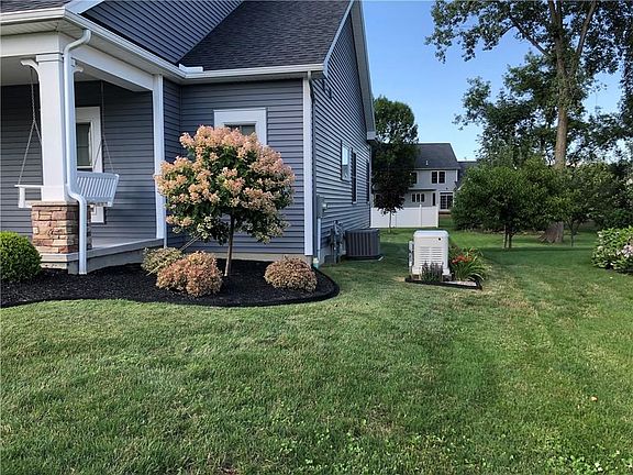 4th image of 11 Montgomery Glen Dr