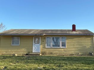 119 Del Rio Rd, Carpentersville, IL 60110